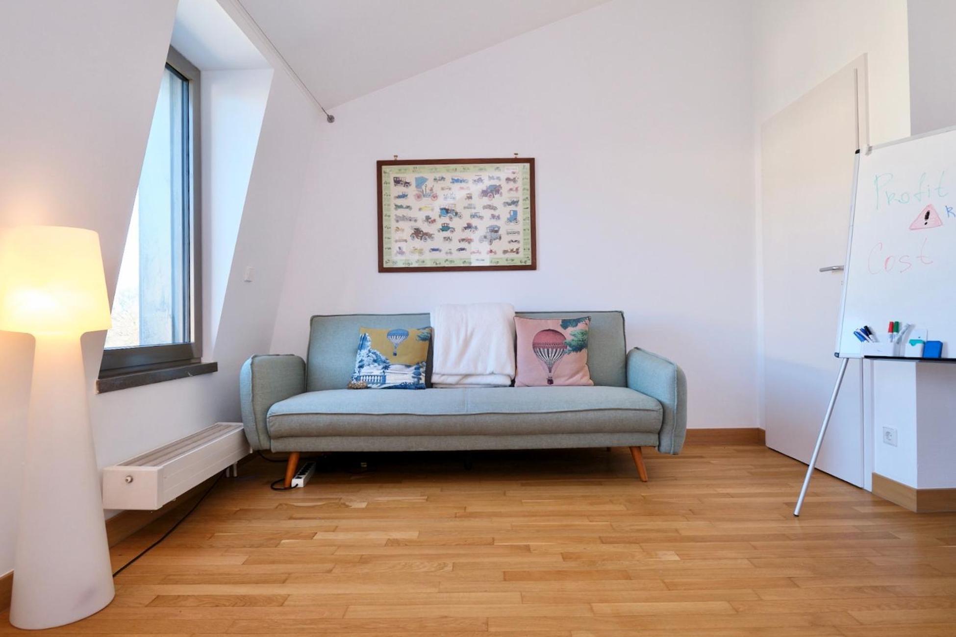 160m2 Penthouse In The Centre With A Balcony And The View Apartment