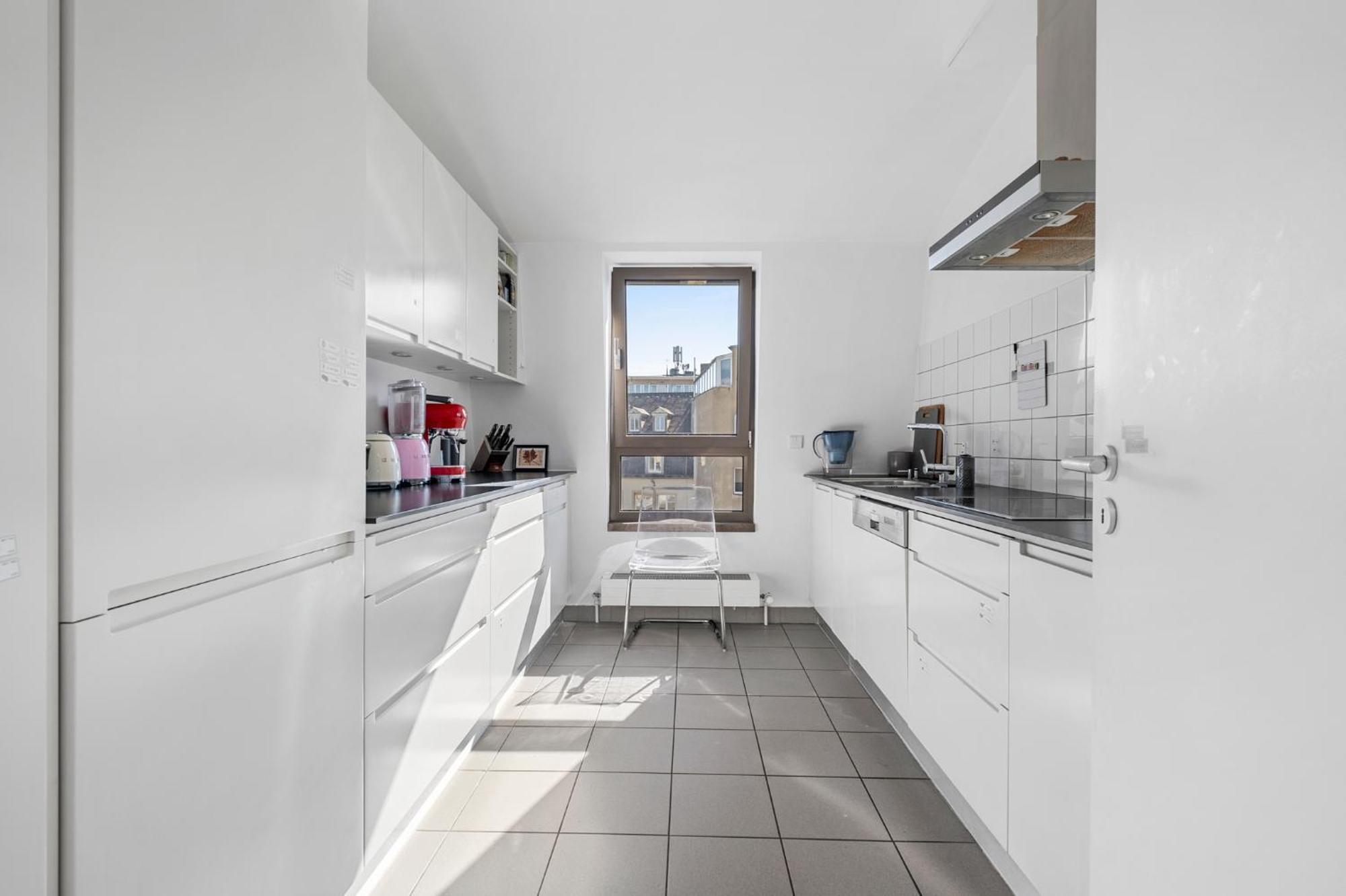 160m2 Penthouse In The Centre With A Balcony And The View *